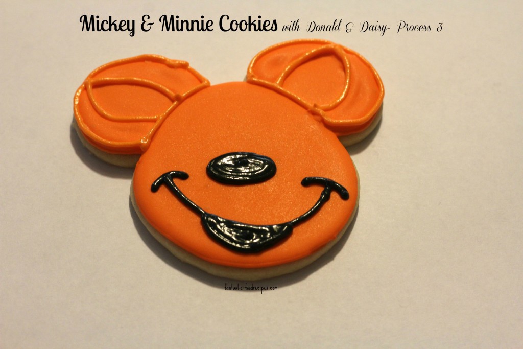 Mickey & Minnie Cookies with Donald & Daisy