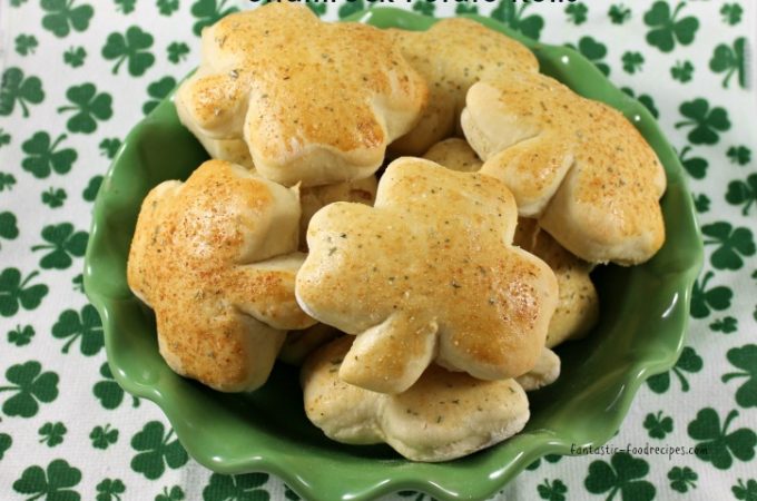 Shamrock Potato Rolls-Horizontal Shamrocks