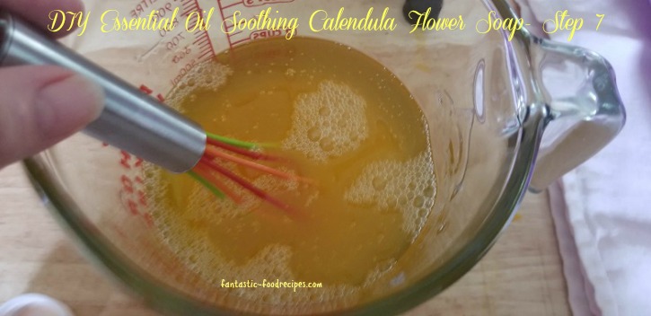 DIY Essential Oil Soothing Calendula Flower Soap-Step 7